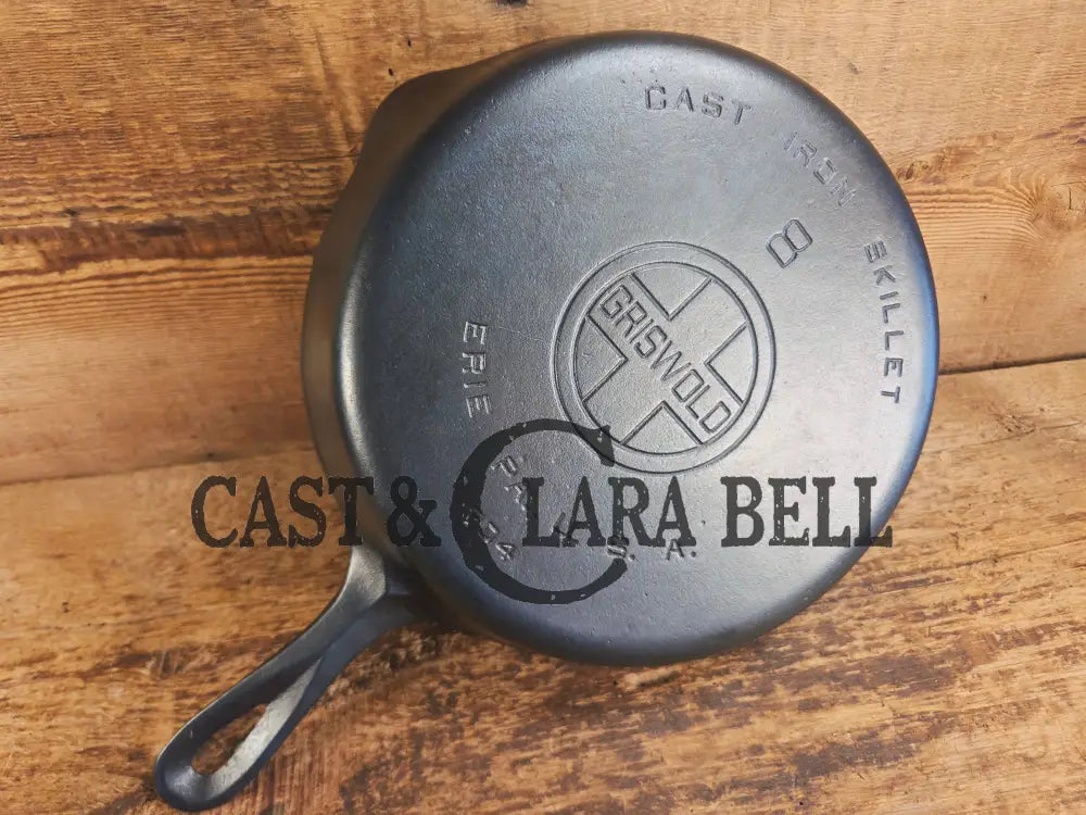 Almost Mint! Griswold #8 Cast Iron Skillet with Large Block Logo and Smooth Bottom 704 V - Skillet