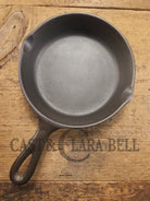 Almost perfect! 1930’s Era Lodge #5 Skillet with 3 Notch Heat Ring. #2 XS markings. SC24