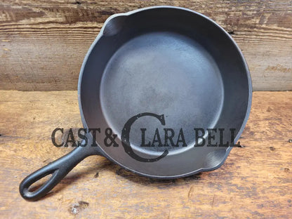 Almost Perfect! 1930’S Era Lodge #5 Skillet With 3 Notch Heat Ring.