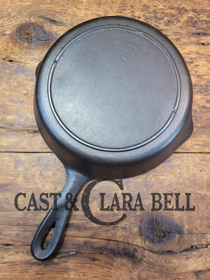 Almost Perfect! 1930’S Era Lodge #5 Skillet With 3 Notch Heat Ring.