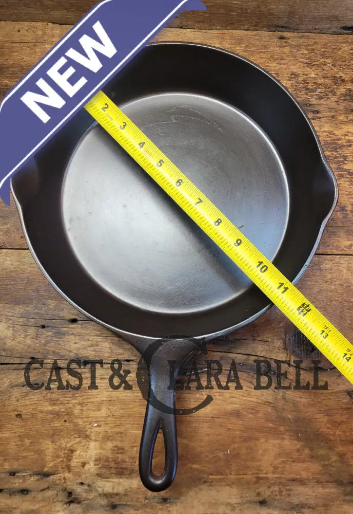 Almost Perfect! Wagner’s Department Store ’National’ 8 Cast Iron Skillet ’8C’. Circa