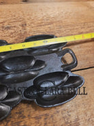 Amazing! 1865-1900 G.M. Filley No. 4 Gem Pan. Rare Piece hard to find. See pics and Description Bakeware