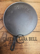 Amazing and Rare! 2nd Series Erie (1895) #9 Deep Cast Iron Skillet. What a cool skillet! Skillet