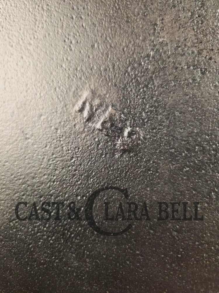 Amazing! Antique #14 handled gate marked round griddle! We’ve never seen one like this. PERFECT pizza peel or griddle