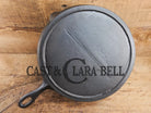 Antique elegant gate-marked unknown #10 skillet. Amazing condition Est 1880’s Era. Flat handle raised #10 Pattern
