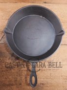Antique elegant gate-marked unknown #10 skillet. Amazing condition Est 1880’s Era. Flat handle raised #10 Pattern