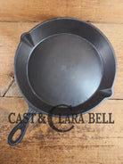 Antique elegant gate-marked unknown #10 skillet. This is GORGEOUS. Est 1880’s Era. Flat handle raised #10 Pattern.
