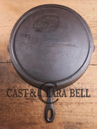 Antique elegant gate-marked unknown #11 skillet. Amazing condition Est 1880’s Era. Flat handle raised #11 Pattern