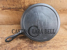 Antique elegant gate-marked unknown #7 skillet. Wonderfully preserved. Est 1880’s Era. Flat handle #7 Pattern. Skillet