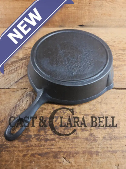 Antique elegant gate-marked unknown #8 skillet. Wonderfully preserved. Est 1880’s Era. Flat handle # Pattern Skillet