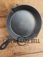 Antique elegant gate-marked unknown #9 skillet. Wonderfully preserved. Est 1880’s Era. Flat handle #7 Pattern Skillet