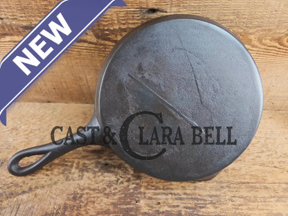 Antique gate-marked unknown #6 skillet. Est 1880’s. Left single spout heat ring bottom w/ fancy handle. Skillet