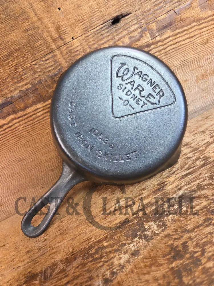Awesome 1920’s Era Wagner Sidney -O- #3 Skillet with ’Pie’ Logo and Smooth Bottom 1053 - Skillet