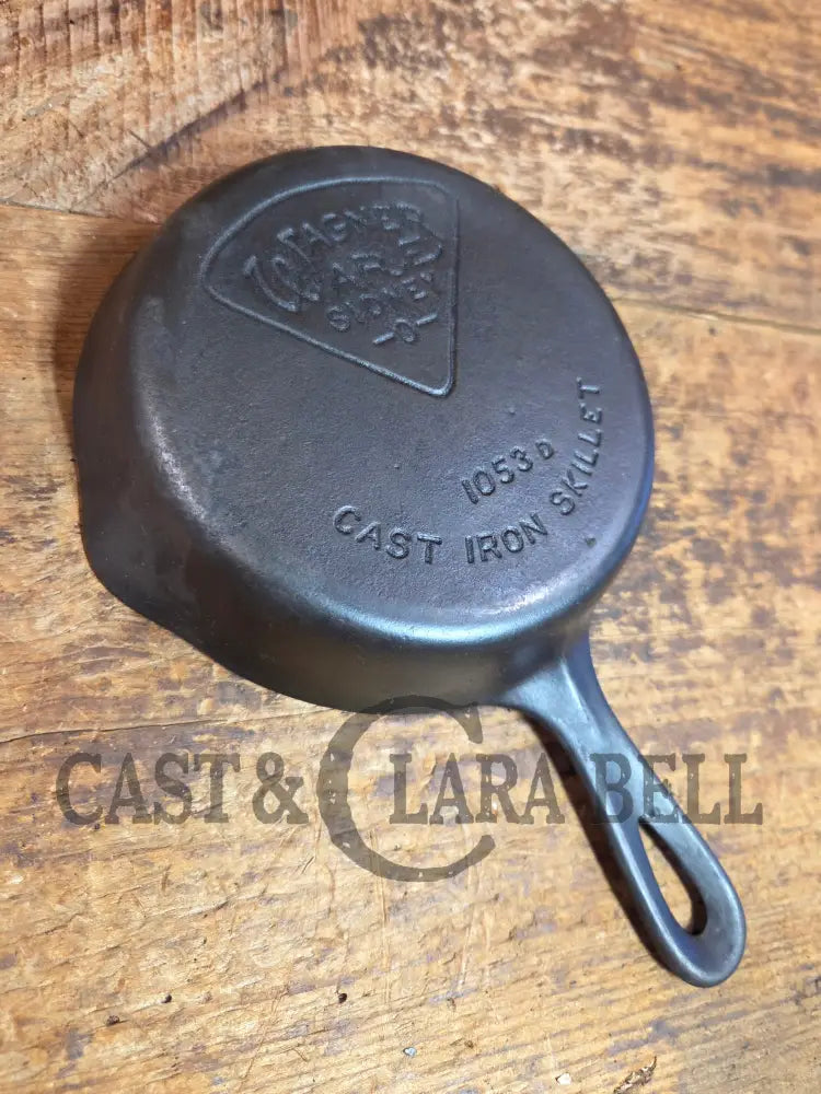 Awesome 1920’s Era Wagner Sidney -O- #3 Skillet with ’Pie’ Logo and Smooth Bottom 1053 D - Skillet