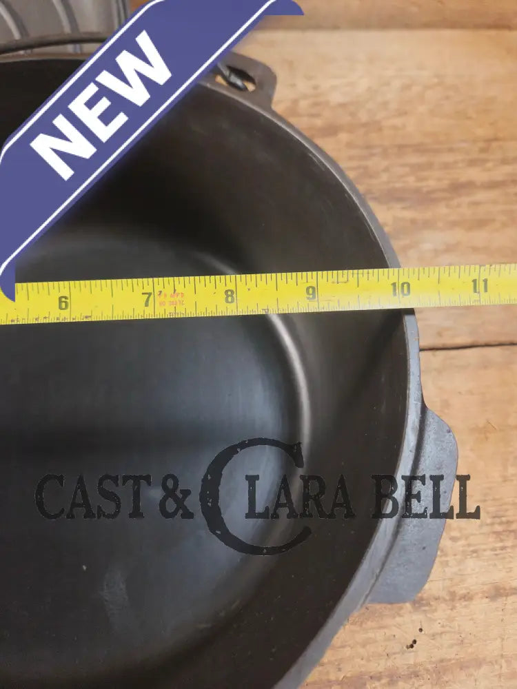 Awesome! 1920’s Griswold #8 Tite-Top Cast Iron Dutch Oven 833 F and high dome matching Griswold Lid 2551 Dutch Ovens