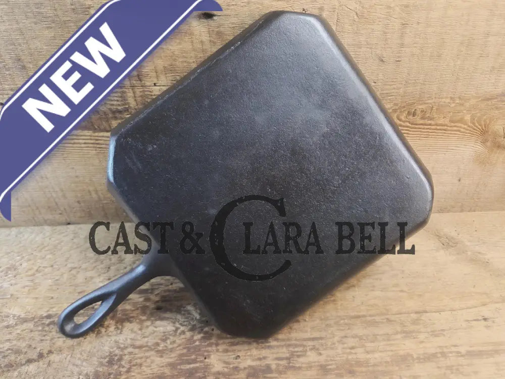 Awesome 1930-40’s Era Lodge Bacon & Egg Breakfast Skillet. Great gift idea for the everyday cook in your life!