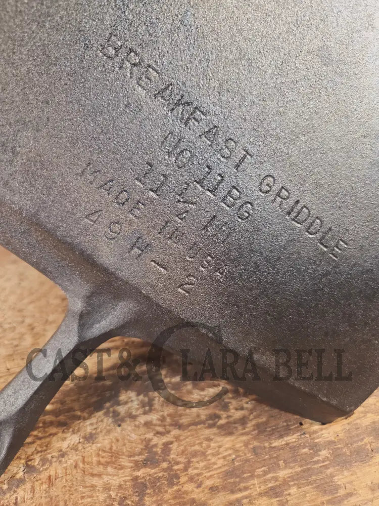 Awesome and huge Birmingham S&R square breakfast skillet. Perfect universal piece for your kitchen! SC24 - Skillet