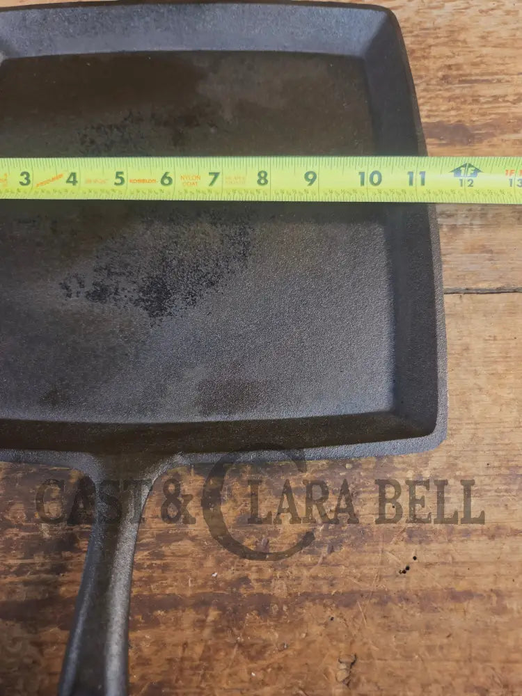 Awesome and huge Birmingham S&R square breakfast skillet. Perfect universal piece for your kitchen! SC24 - Skillet