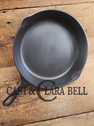 Awesome bacon skillet. Big 1930’s Wagner Ware #10 Cast Iron Skillet with Stylized Logo 1060 R Skillet