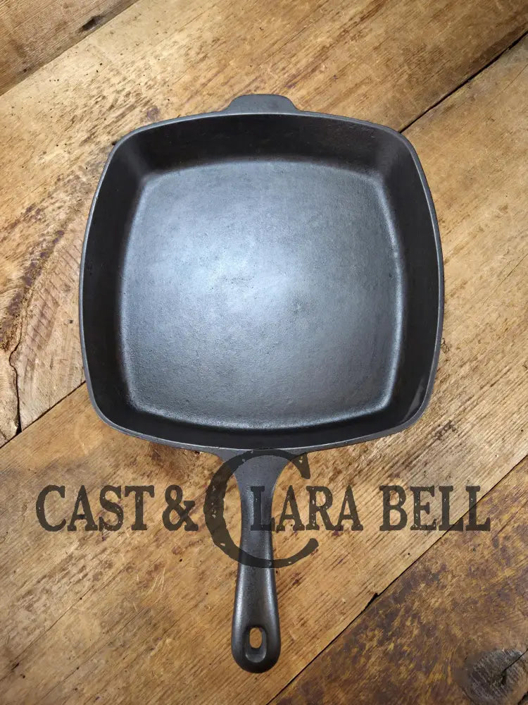 Awesome BIG Griswold (Wagner made) Square Cast Iron Skillet with Small Block Logo and Smooth Bottom ’57’ Skillet