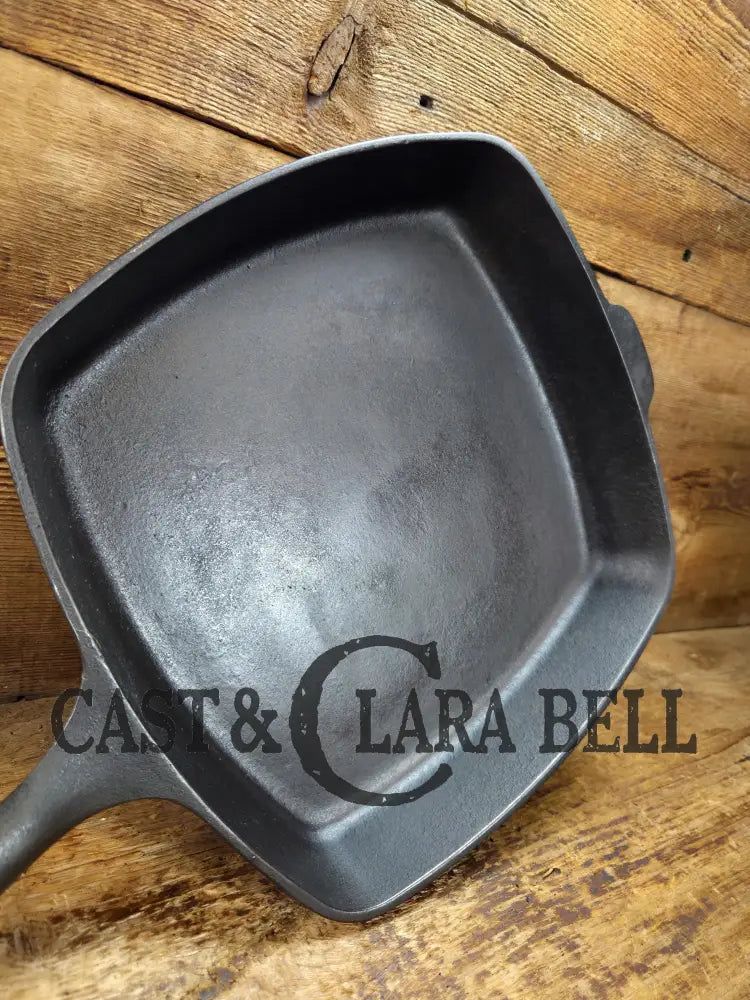 Awesome BIG Griswold (Wagner made) Square Cast Iron Skillet with Small Block Logo and Smooth Bottom ’57’ Skillet