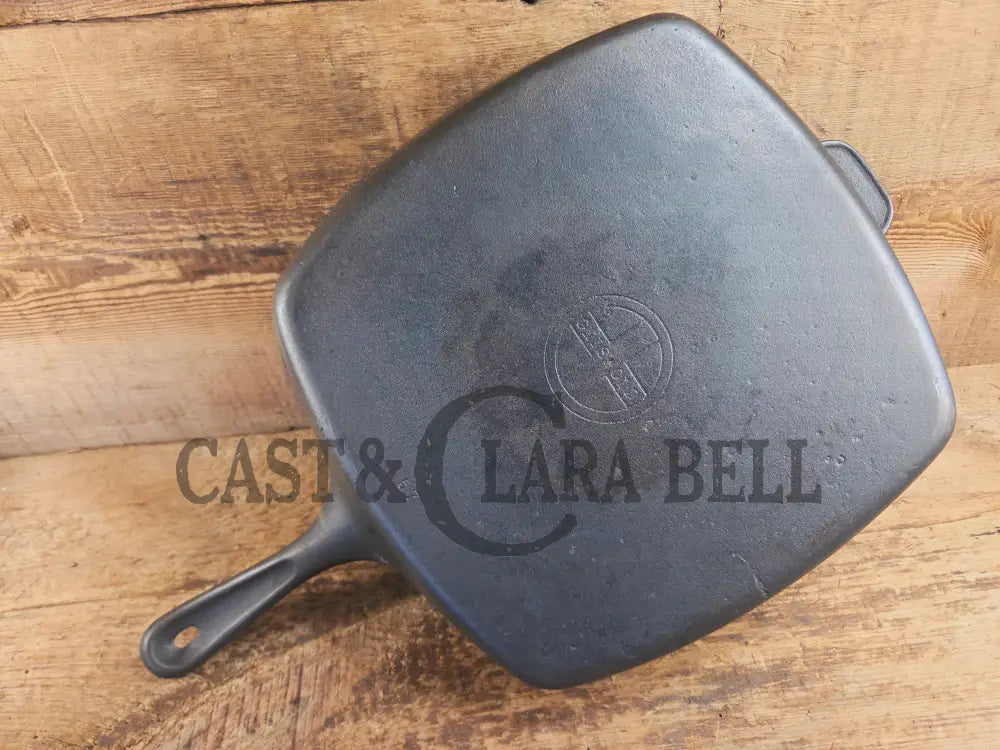 Awesome BIG Griswold (Wagner made) Square Cast Iron Skillet with Small Block Logo and Smooth Bottom ’57’ - Skillet
