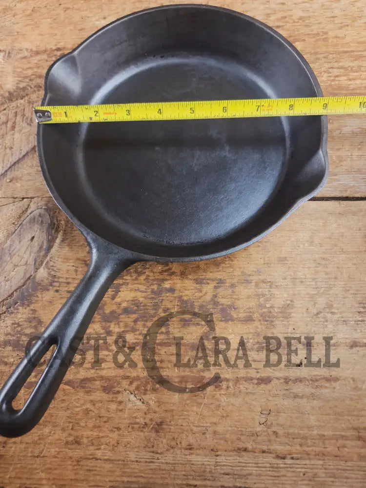 Awesome Canadian made 1940’s vintage GSW (General Steel Wares) #6 skillet. Harder to find! Skillet