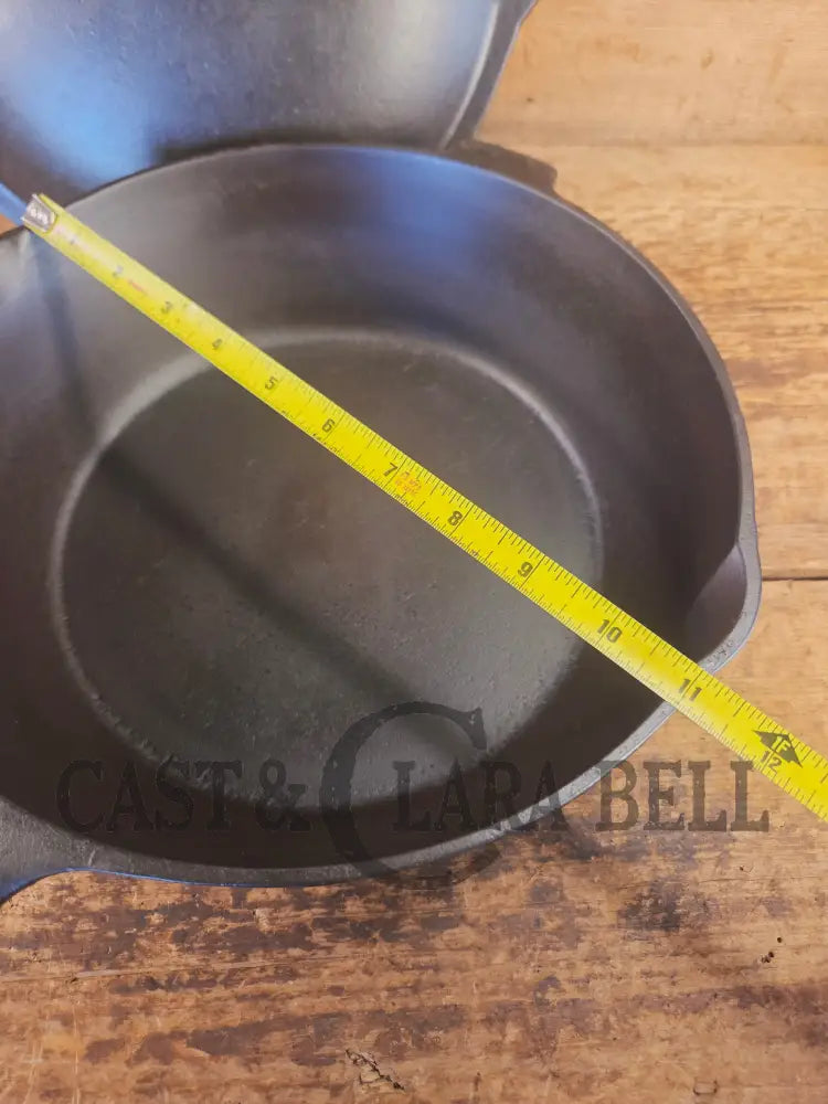Awesome! Early 1900’s Chicago Hardware Foundry #8 Deep Skillet! Our favorite foundry story and a great skillet!