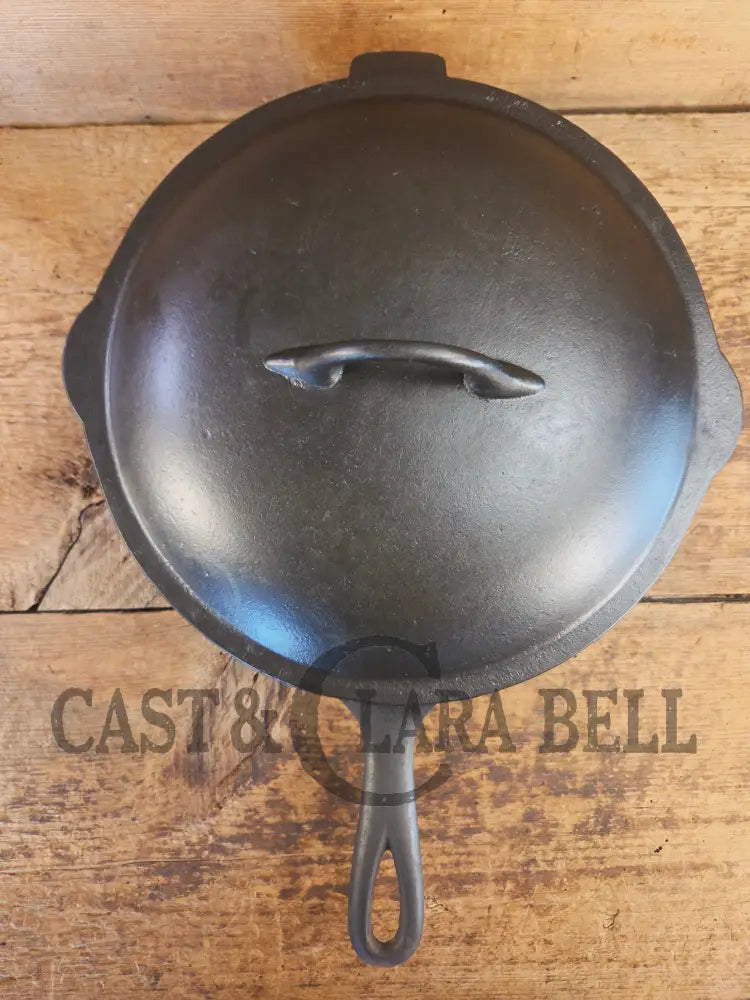 Awesome! Early 1900’s Chicago Hardware Foundry #8 Deep Skillet! Our favorite foundry story and a great skillet!