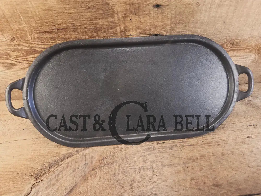 Awesome every day pan! 1920’s era Griswold #8 long pan w Block Slant Logo Erie 712. Sulfur pitting is fully restored