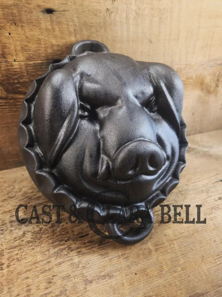 Awesome gift idea!! Vintage ’Pig Head’ mold restored and ready to use! Bakeware