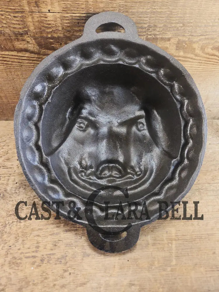 Awesome gift idea!! Vintage ’Pig Head’ mold restored and ready to use! Bakeware