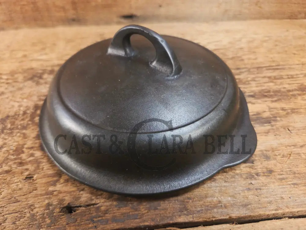 Awesome Griswold No. 3 Cast Iron Skillet Lid with Small Block Logo 1093. Tough to find so cool to own! Skillet