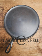 Awesome pizza griddle or for breakfast hot cakes! 1920’’s #10 Griswold Large Block cast iron Griddle 610 Griddle