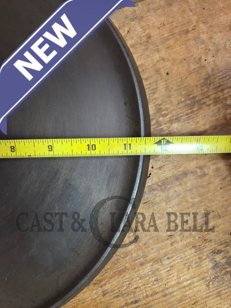 Awesome pizza griddle or for breakfast hot cakes! 1920’’s #10 Griswold Large Block cast iron Griddle 610 - Griddle