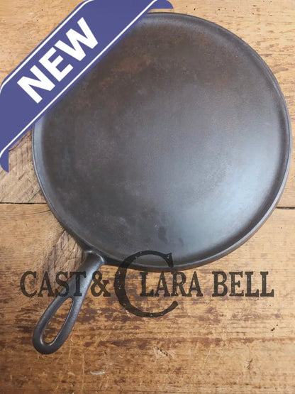 Awesome pizza griddle or for breakfast hot cakes! 1920’’s #10 Griswold Large Block cast iron Griddle 610 Griddle