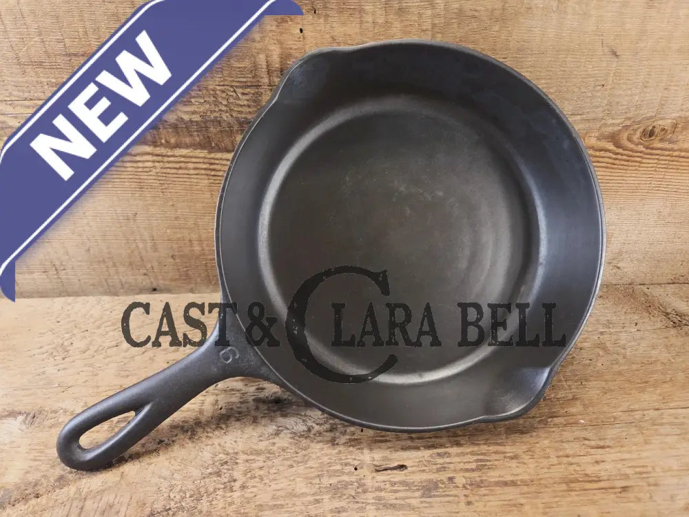 Awesome saute and side skillet! 1930’s Wagner Ware #6 Cast Iron Skillet 1056 Smooth Bottom Skillet