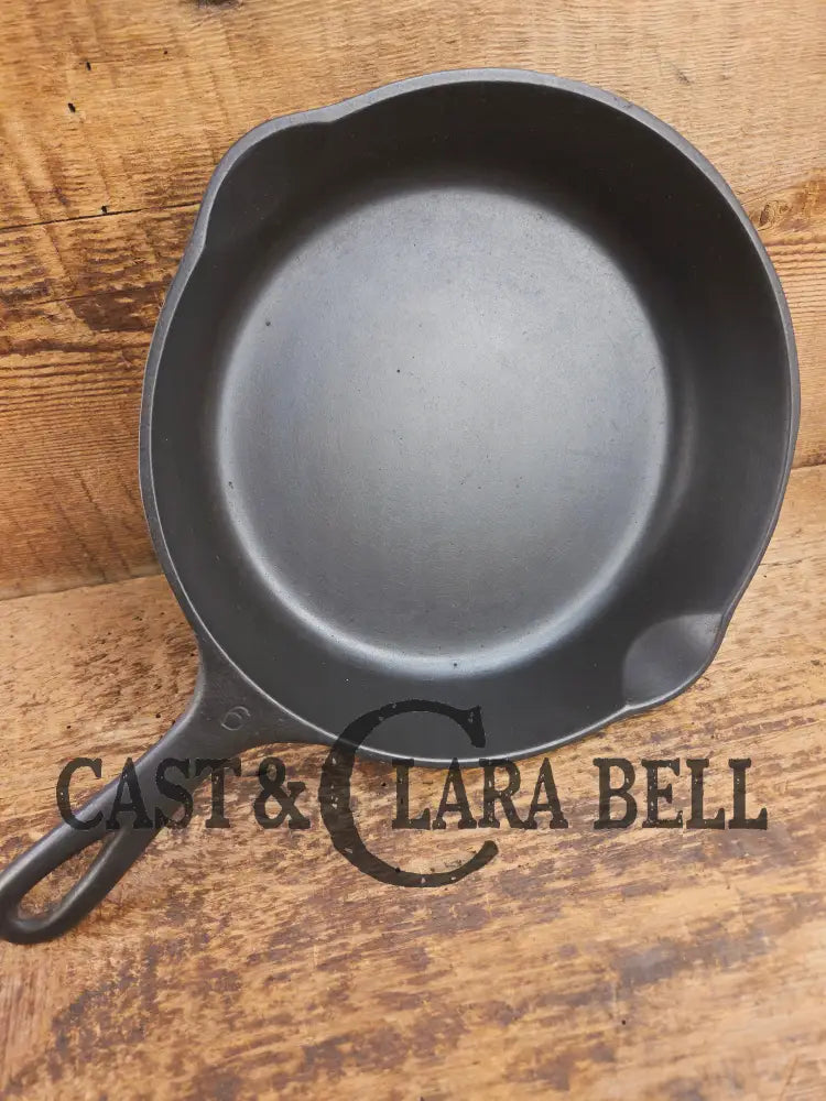 Awesome saute and side skillet! 1930’s Wagner Ware #6 Cast Iron Skillet 1056 Smooth Bottom Skillet