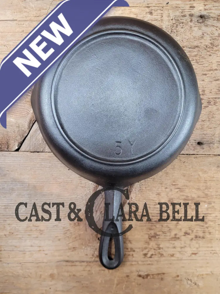 Awesome saute pan! Birmingham Stove & Range 1940’s Red Mountain Series #5Y cast iron skillet with Heat Ring. Beautiful