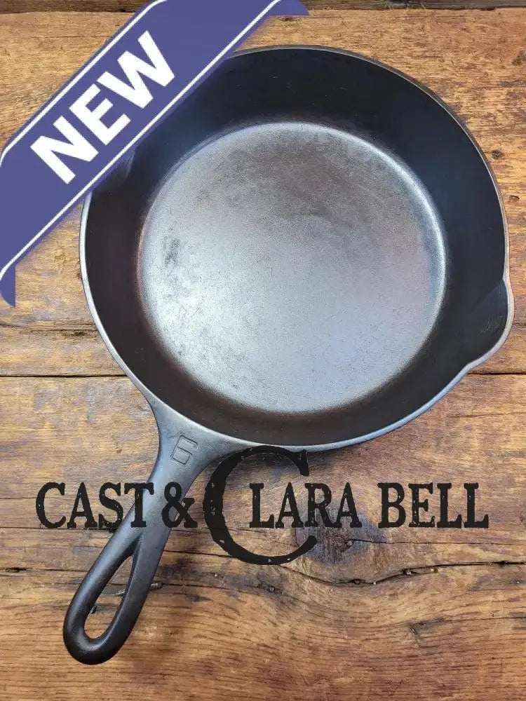 Awesome saute skillet! 1930’s Griswold #6 cast iron Skillet with Large Block Logo and Smooth Bottom 699 H Skillet