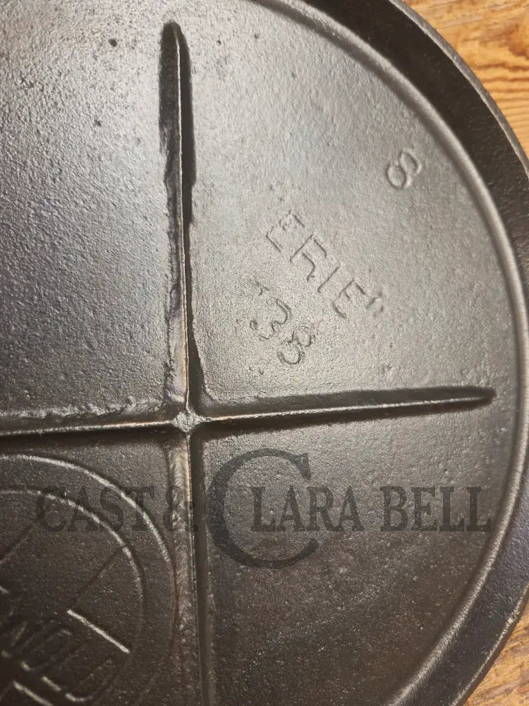 Awesome single serve piece! Lightweight early 1910’s Era Griswold Slant Logo Vintage Griddle #8 Erie 738 Griddle