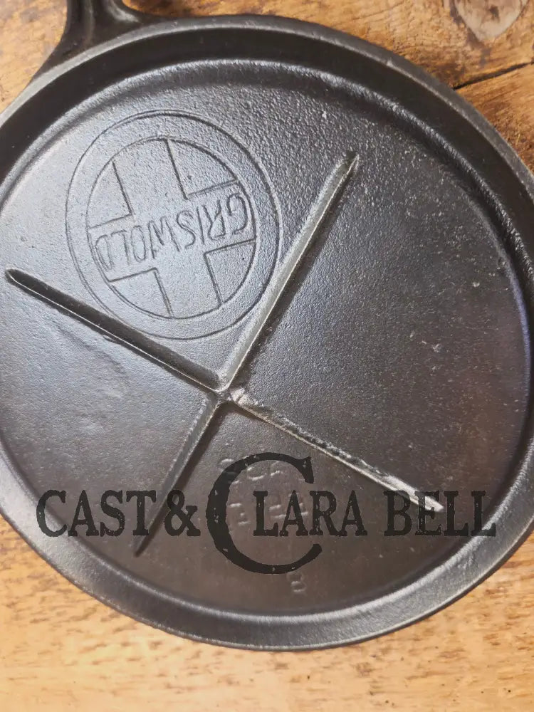 Awesome single serve piece! Lightweight early 1910’s Era Griswold Slant Logo Vintage Griddle #8 Erie 738 Griddle