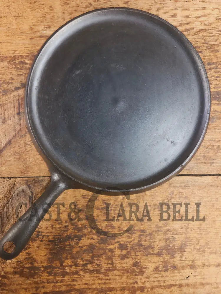 Awesome single serve piece! Lightweight early 1910’s Era Griswold Slant Logo Vintage Griddle #8 Erie 738 Griddle