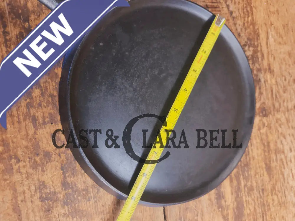 Awesome single serve piece! Lightweight early 1920 Griswold Slant Logo Vintage Griddle #8 Erie 738 - Griddle