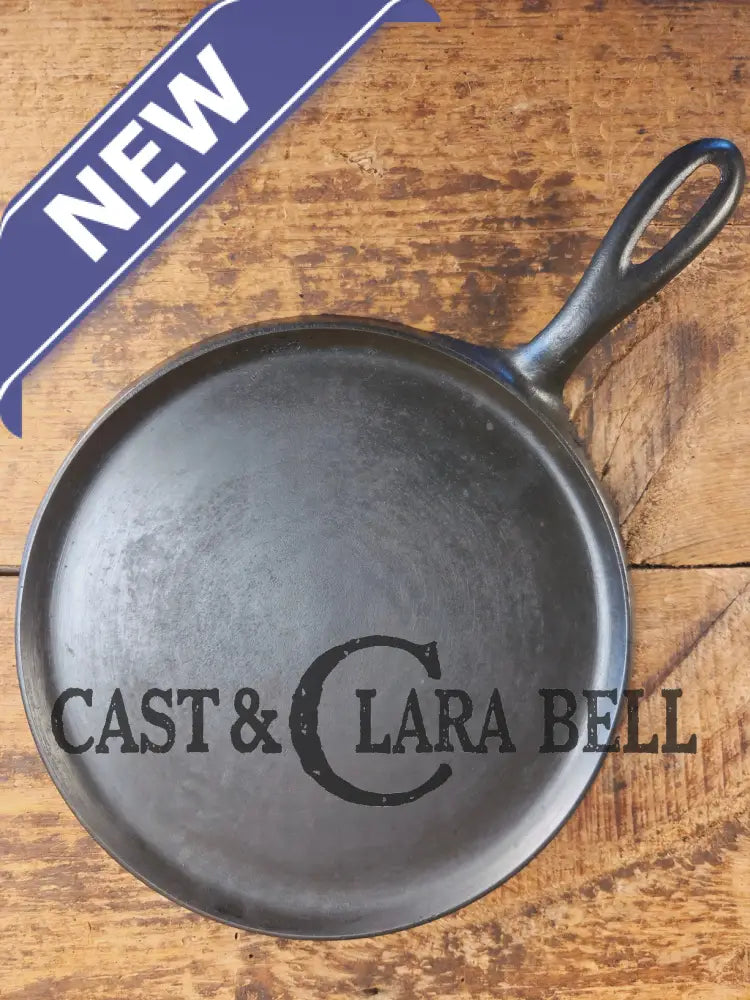 Awesome single serve piece! Lightweight early 1920 Griswold Slant Logo Vintage Griddle #8 Erie 738 - Griddle