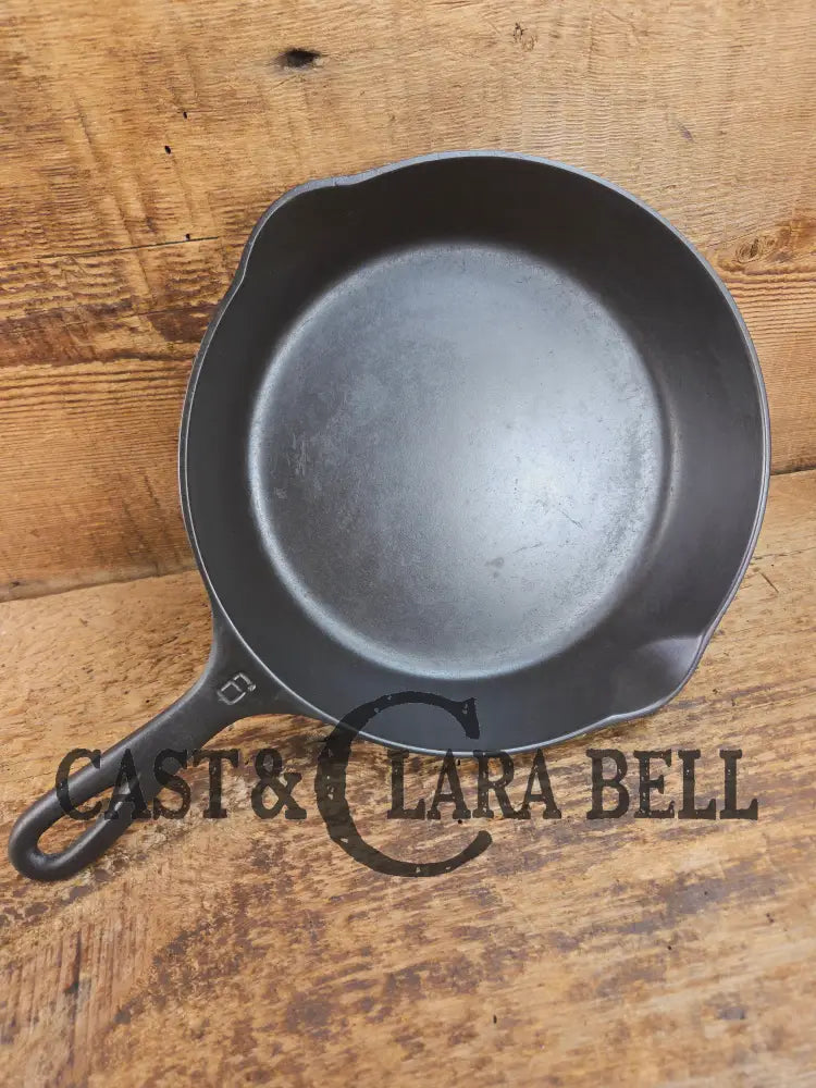 BEAUTIFUL! 1910-20’s Griswold #6 Skillet with Heat Ring and Large Block Logo 699 B Skillet