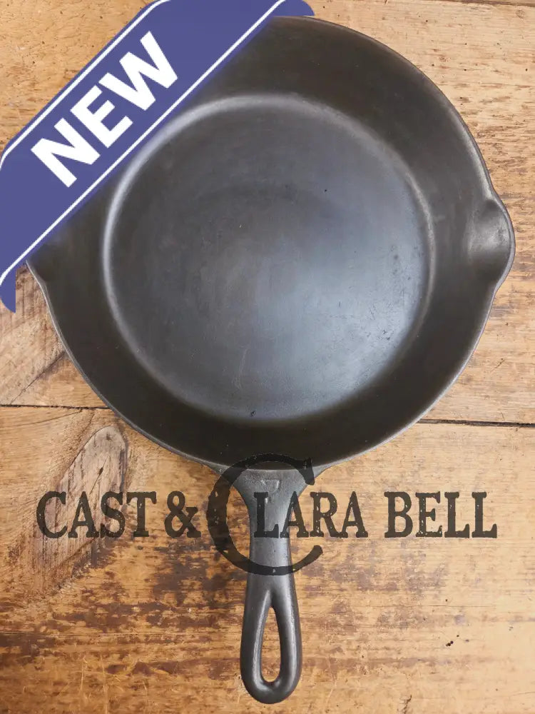 BEAUTIFUL! 1910-20’s Griswold #7 Skillet with Heat Ring and Large Block Logo 701 Skillet