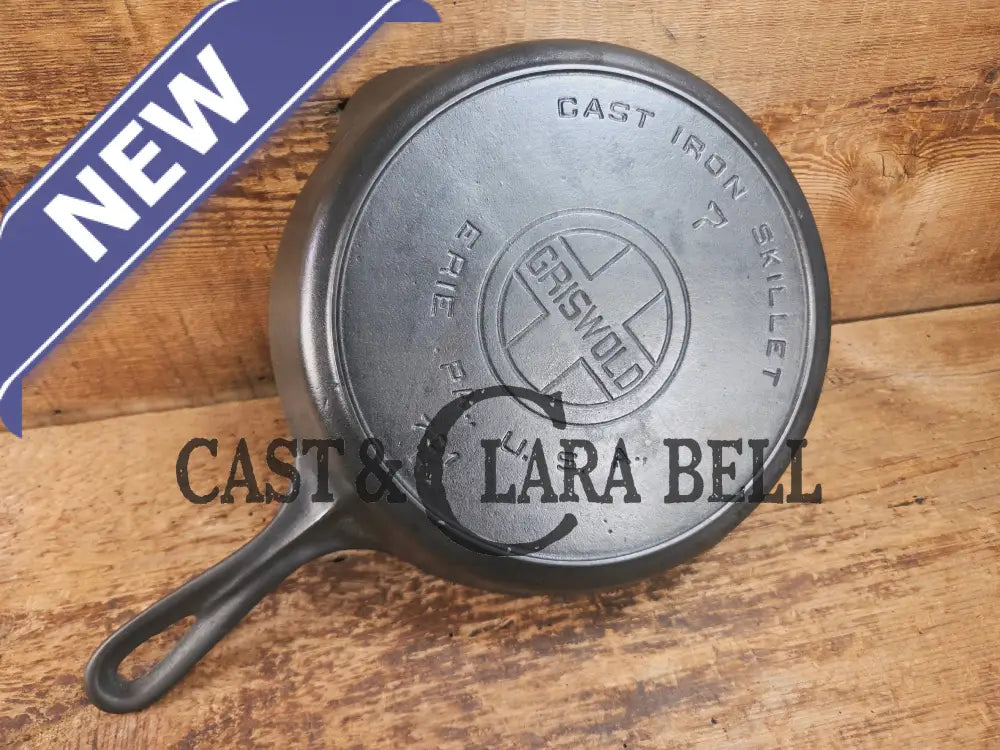 BEAUTIFUL! 1910-20’s Griswold #7 Skillet with Heat Ring and Large Block Logo 701 Skillet