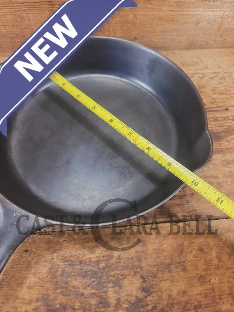 BEAUTIFUL! 1910-20’s Griswold #7 Skillet with Heat Ring and Large Block Logo 701 - Skillet