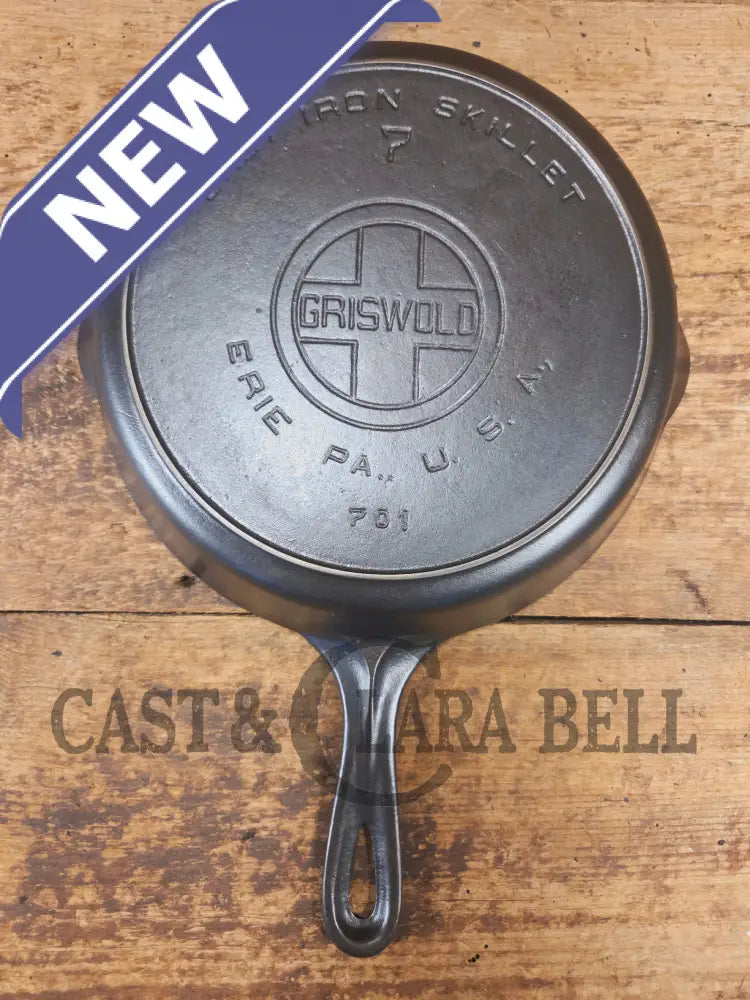 BEAUTIFUL! 1910-20’s Griswold #7 Skillet with Heat Ring and Large Block Logo 701 - Skillet